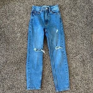 STRADIVARIUS Mom Slim fit Straight Leg Denim